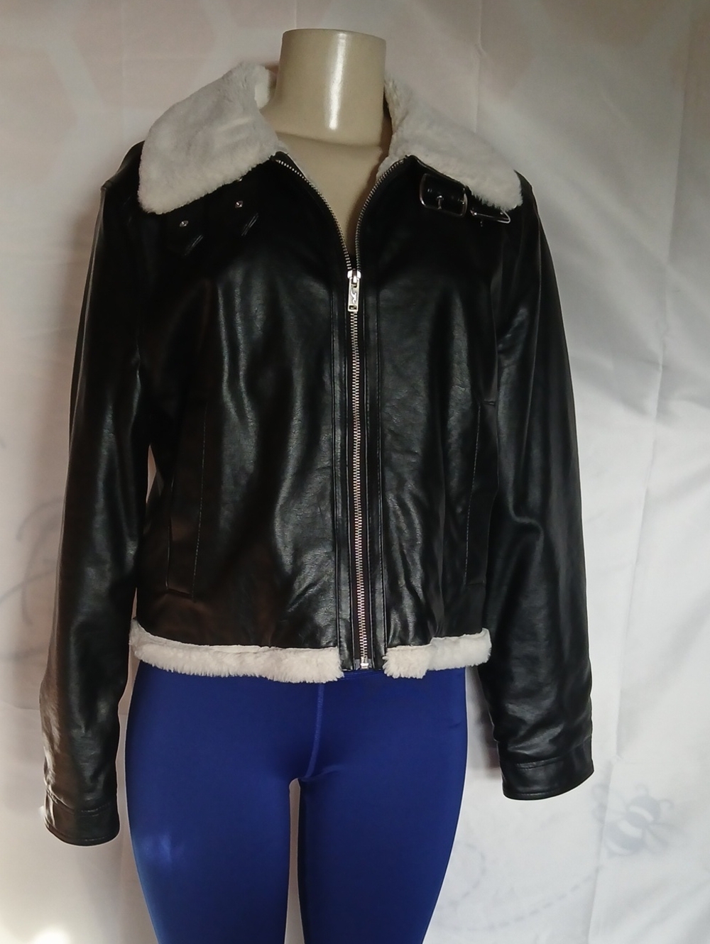 Hollister Women's Black Faux Leather Aviator Bomber Jacket Faux Fur Collar SizeL - Picture 2 of 15